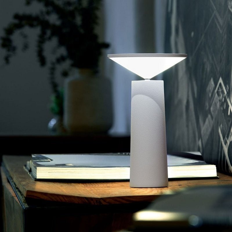 Aurora Tischlampe Dimmbar – Elegantes Design für Stilvolle Räume