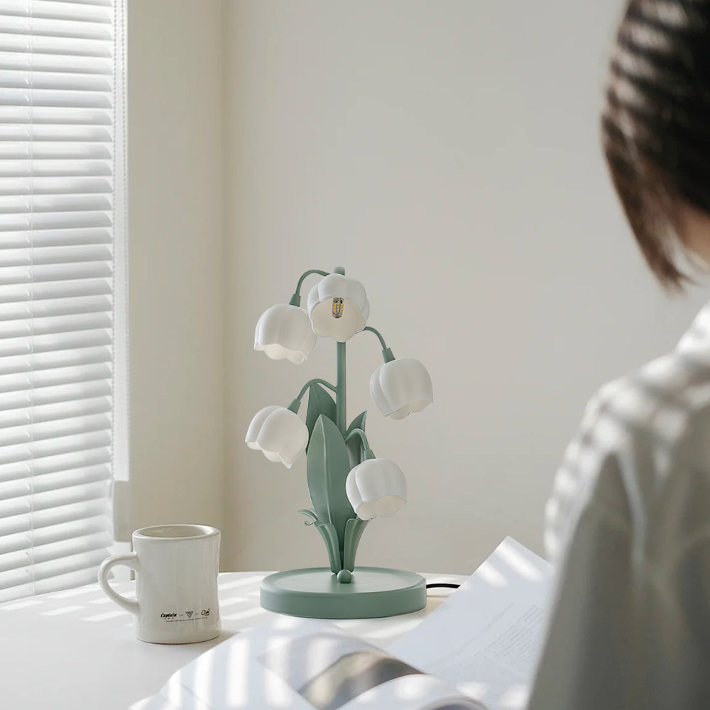 Bell Orchid Tischlampe – Elegantes Design mit Farbakzenten