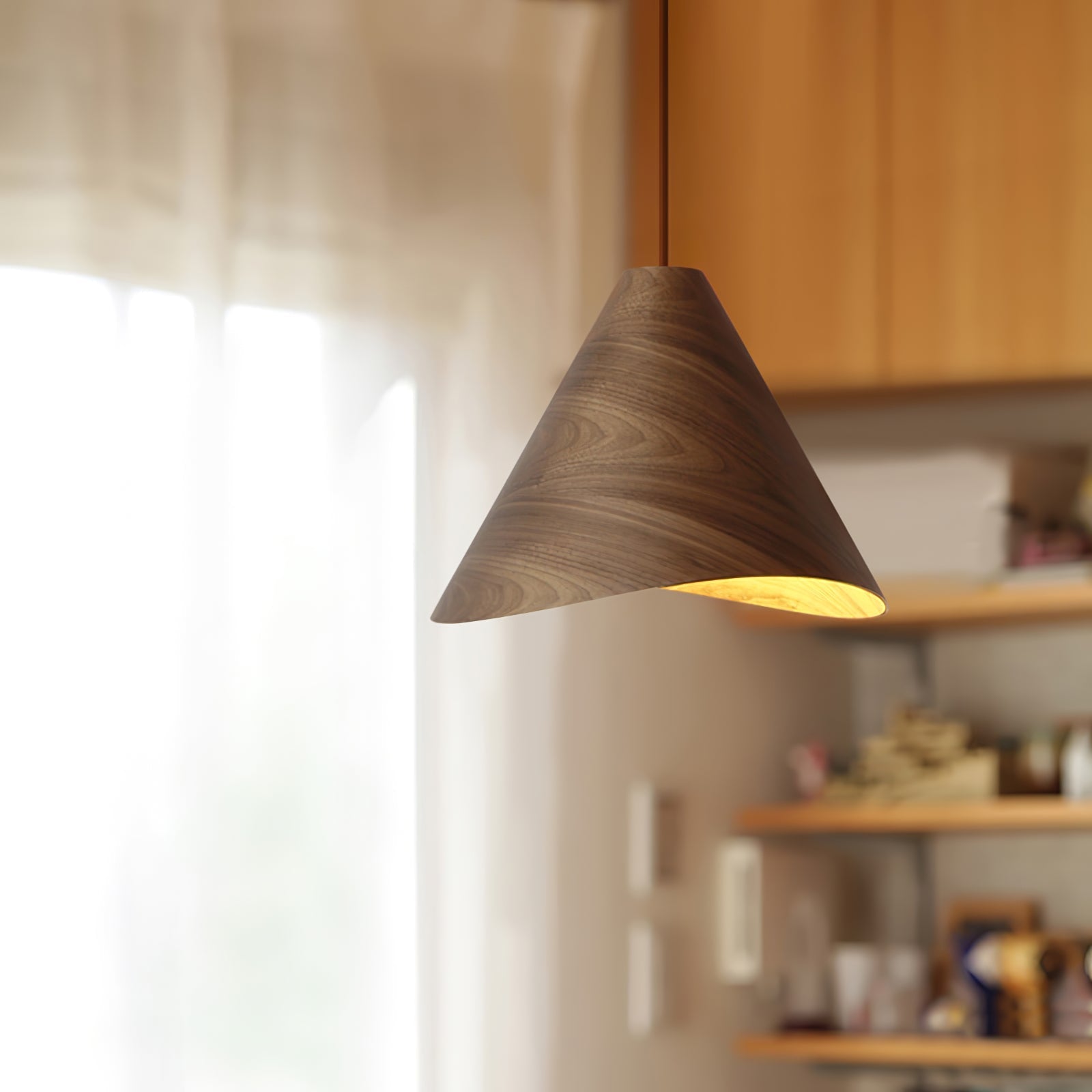 Conica Pendelleuchte aus Holz – Zeitlose Eleganz für Ihr Esszimmer