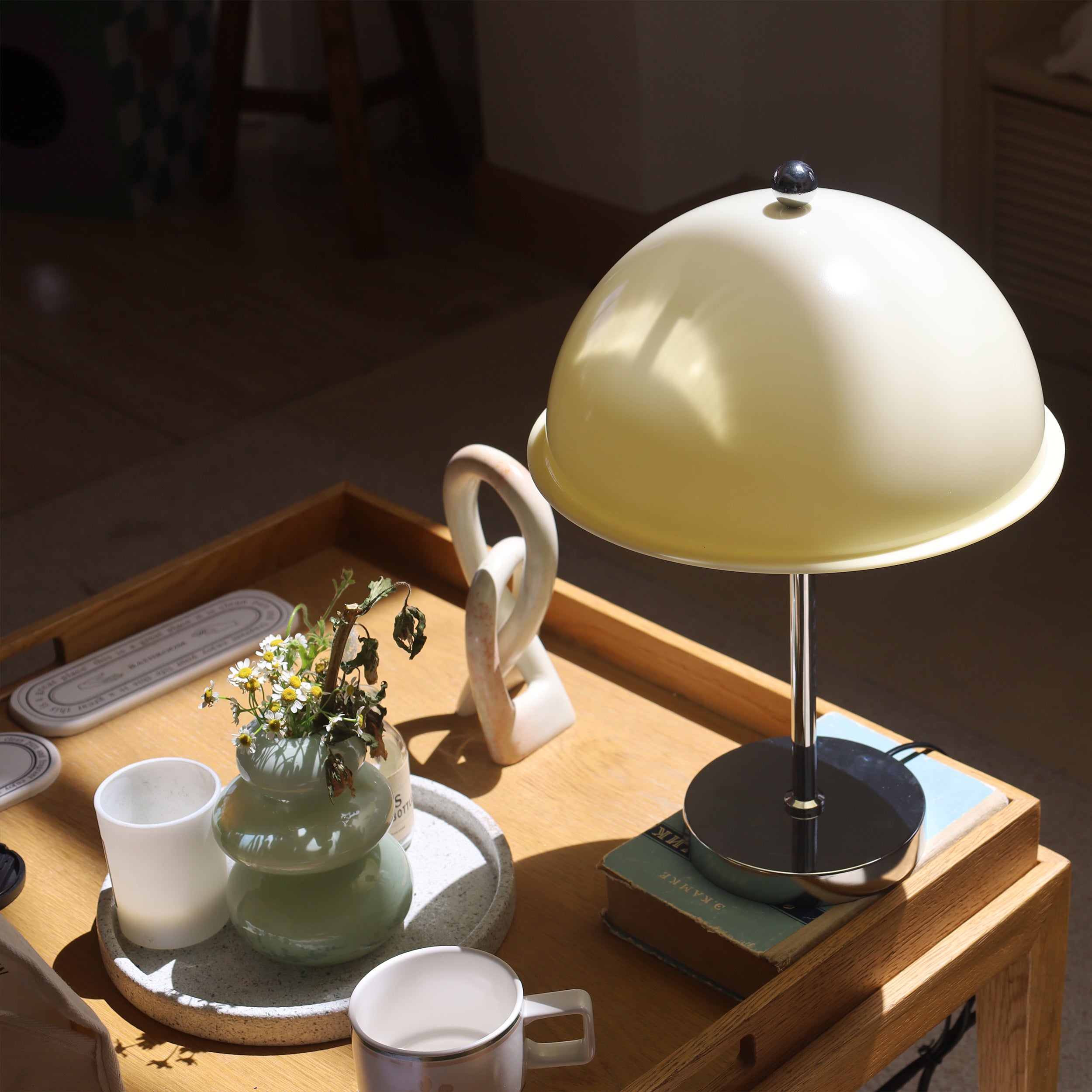 Edinburgh Tischlampe – Elegante Verbindung von Tradition und Moderne
