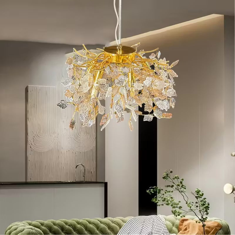 Dekorativer Kronleuchter mit Blätter-Cluster