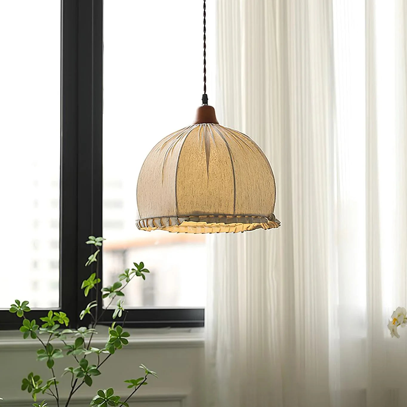 Dippa Pendelleuchte aus Holz und Stoff – Elegantes Design für Stilvolle Räume